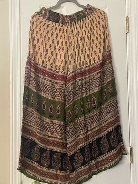 Bohemian Green & Cream Patterned palazzo pant